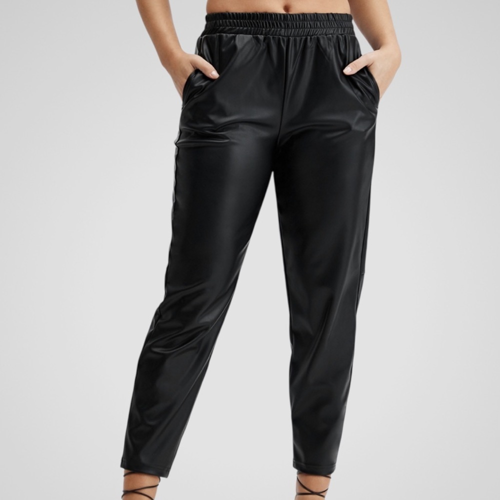 NWT Fabletics Vegan Leather Jogger Black Size Small Tall Retail $89.95